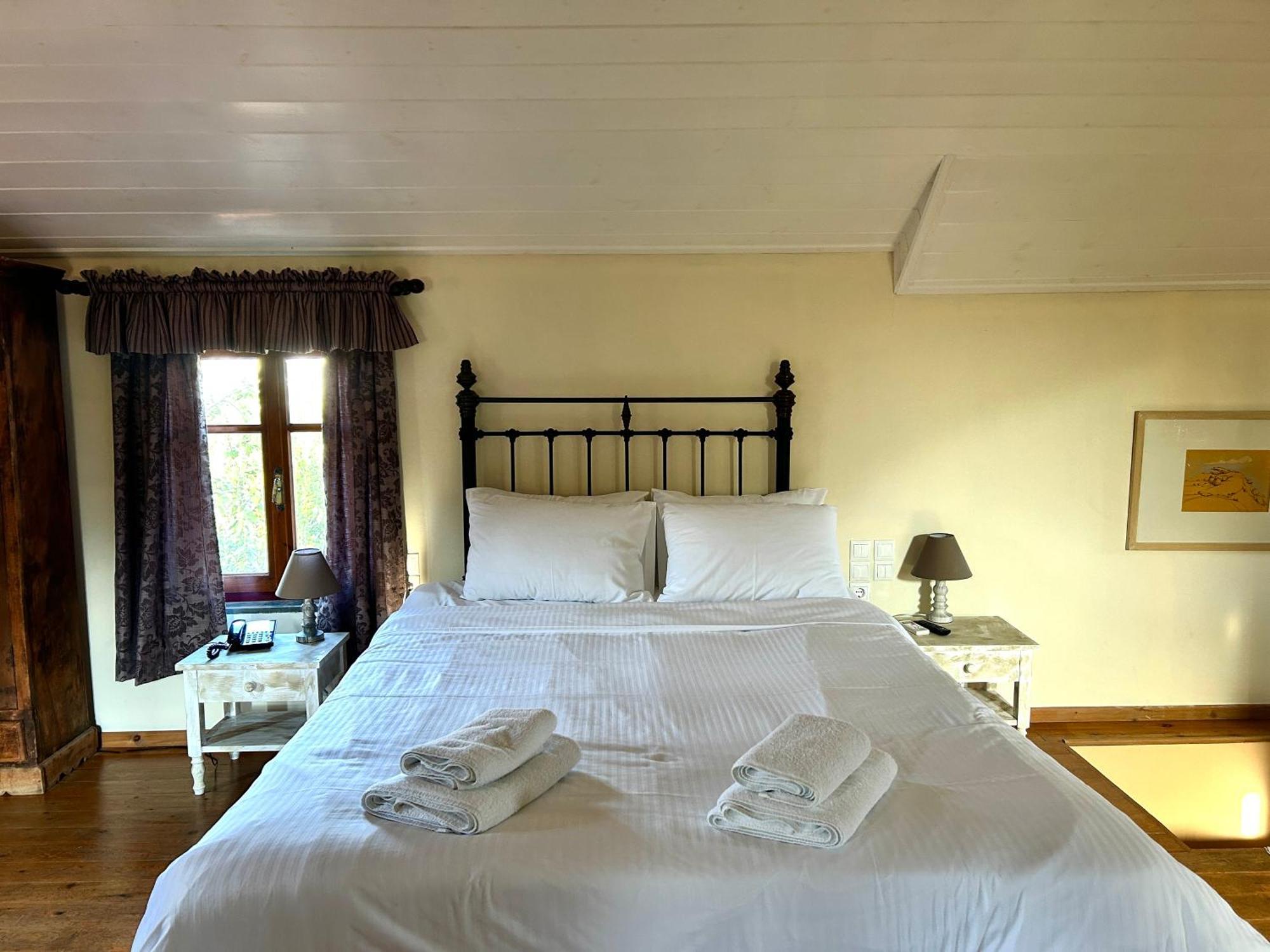 The Loriet Aparthotel Mytilene Bilik gambar